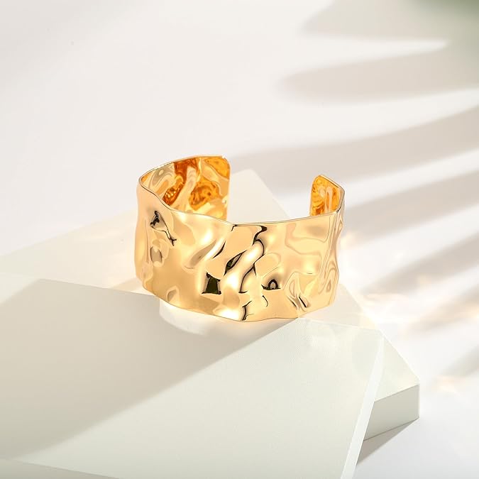 Hammered Chunky Cuff Bracelets for Women Vintage Boho Wide Bangle Bracelets Irregular Statement Bracelet Thick Arm Cuff Gold Silver Bracelet